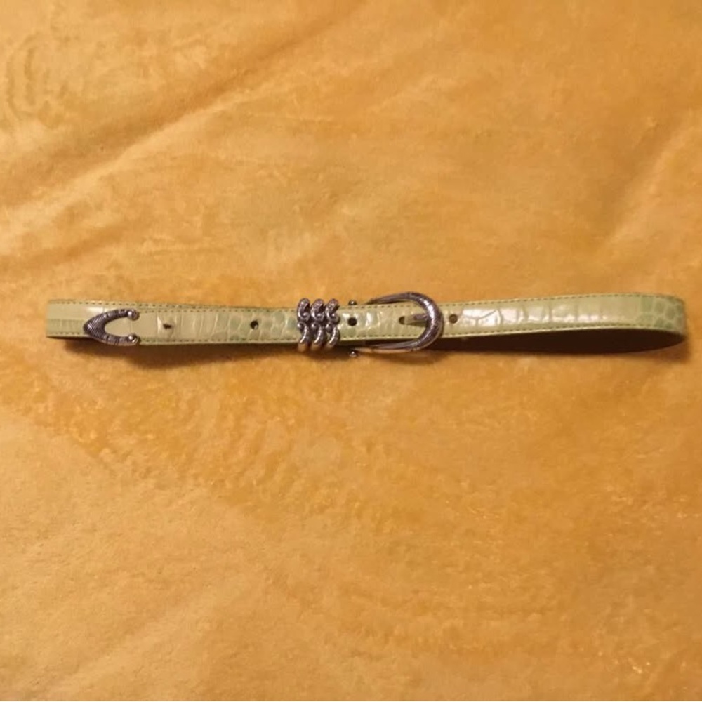 Elegant Tan Leather Belt